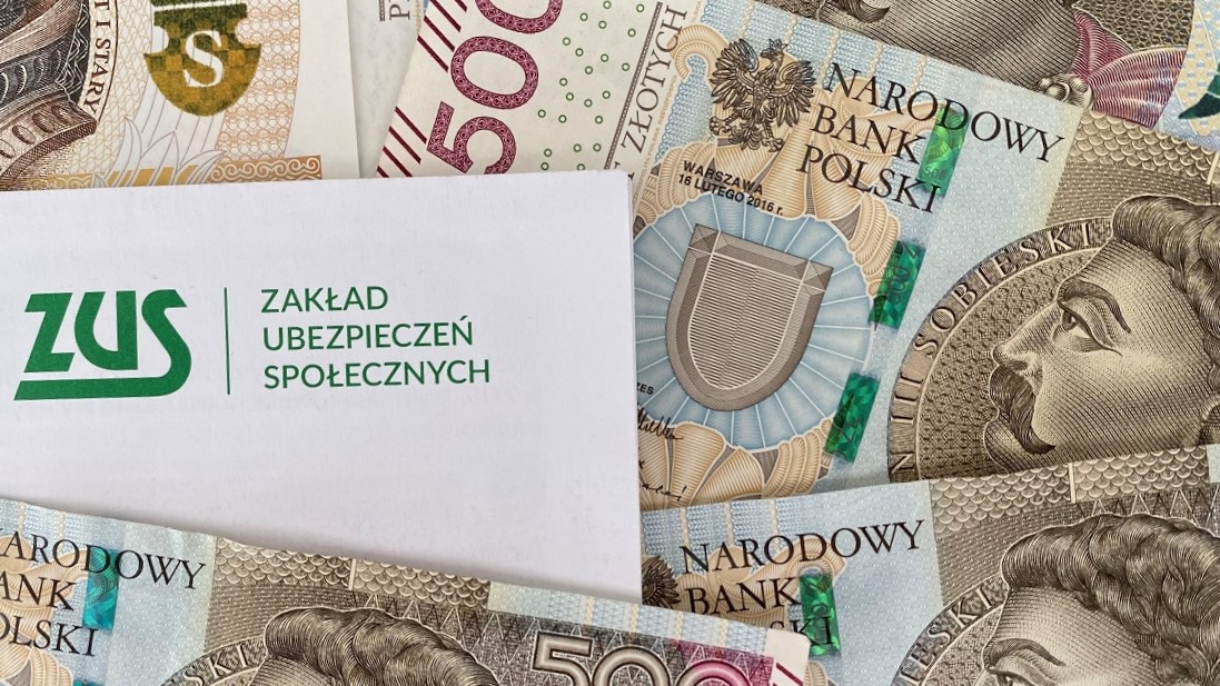🔥 Umowy o dzieło pod ostrzałem! ZUS wchodzi na rynek z kontrolami – dane mówią jedno: to koniec tej formy zatrudnienia?