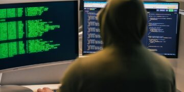 https://uwaga24.pl/falszywy-glos-prawdziwe-straty-nowa-era-cyberatakow/