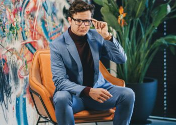 19 lat i miliard wyświetleń. Julian Heller zbudował firmę szybciej niż większość zaczyna studia