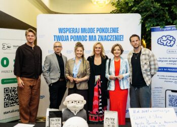 Sztuka niesie pomoc – Artyści dla Młodego Pokolenia na jubileuszowej Konferencji WallStreet 30 w Karpaczu - Aktualności sztuka-niesie-pomoc-artysci-dla-mlodego-pokolenia-na-jubileuszowej-konferencji-wallstreet-30-w-karpaczu